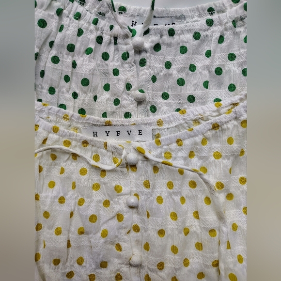 NWOT HYFVE bundle 2 Crop Top polka dots tie, puff sleeves, cotton sz L. - Picture 4 of 16